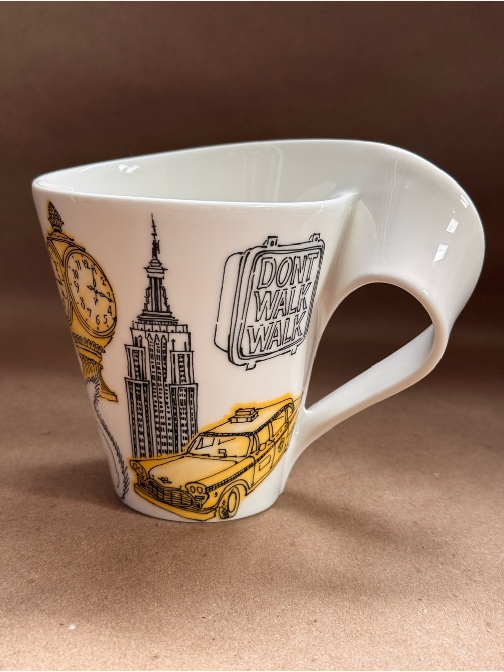 Villeroy & Boch Cities of the World New York New Wave mug. 12 fl oz